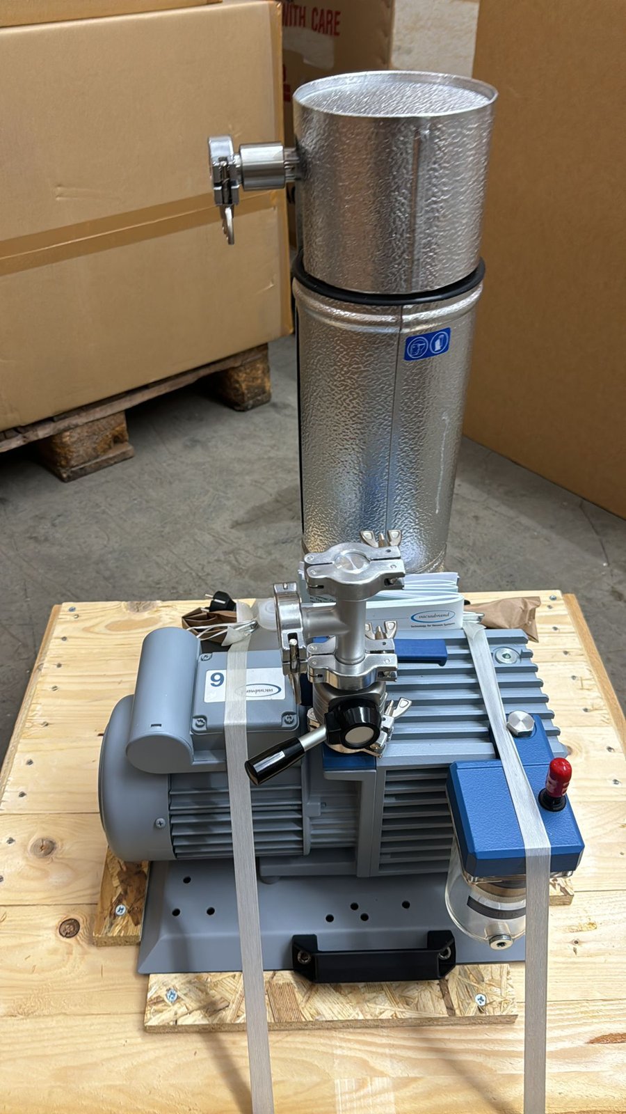 Vacuubrand PC 3 / RZ 6 Chemistry Vacuum System - Image 2