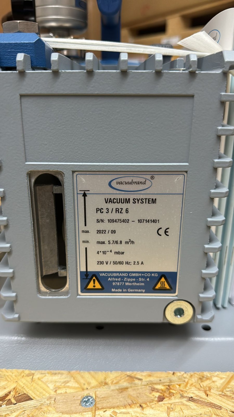 Vacuubrand PC 3 / RZ 6 Chemistry Vacuum System - Image 7