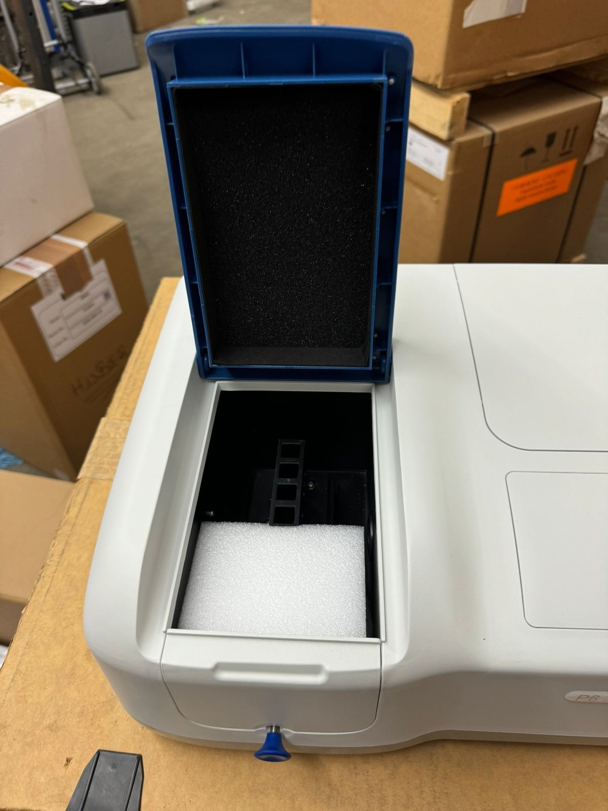 VWR P6 UV/VIS Spectrophotometer - Image 4
