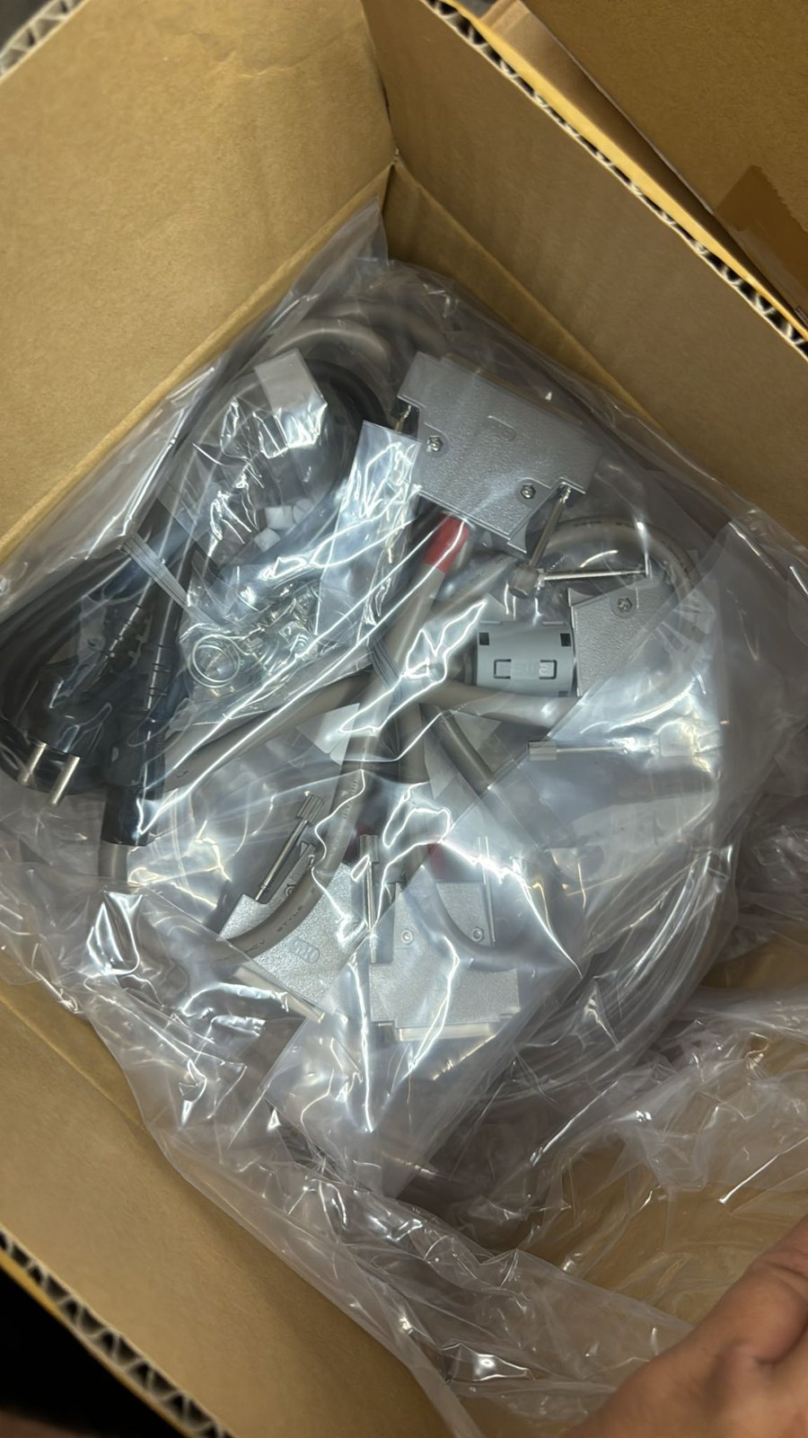 Hitachi Cell Positioner with Temperature Controller 2J1-0104 - Image 3
