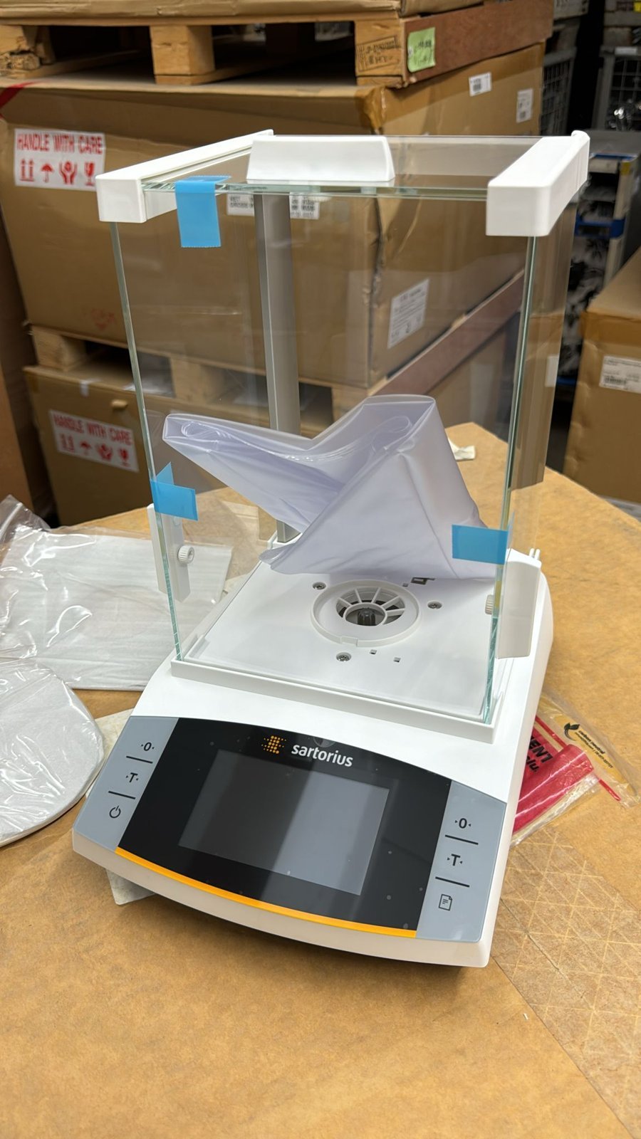 Sartorius Entris II BCA323I-1S Analytical Balance 320 g / 1 mg - Image 2