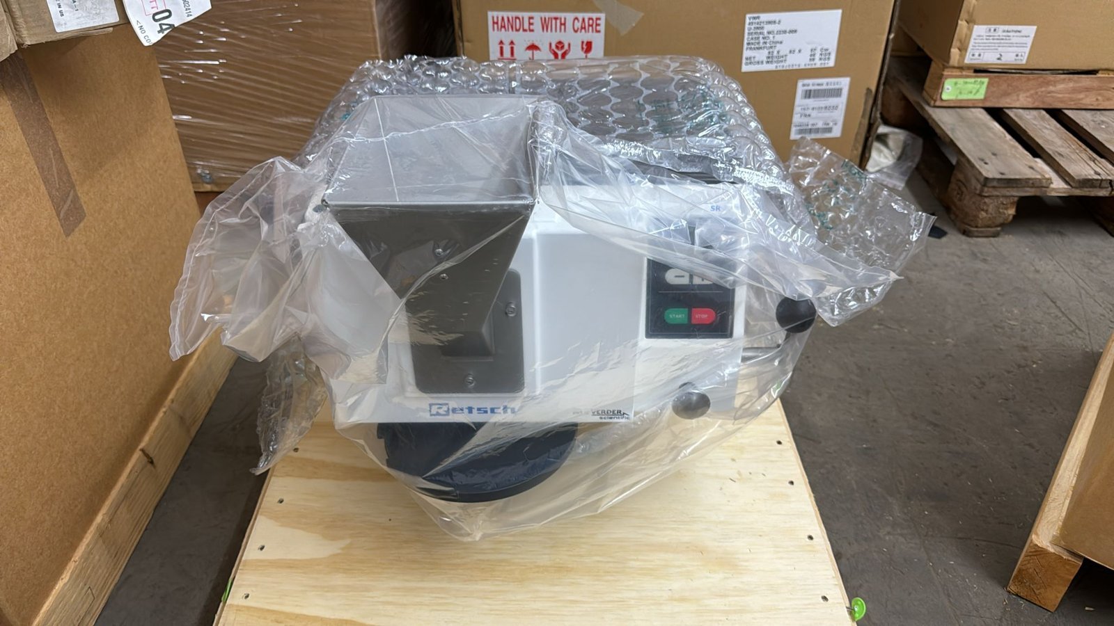 Retsch SR 300 Rotor Beater Mill – 20.752.0002 - Image 4