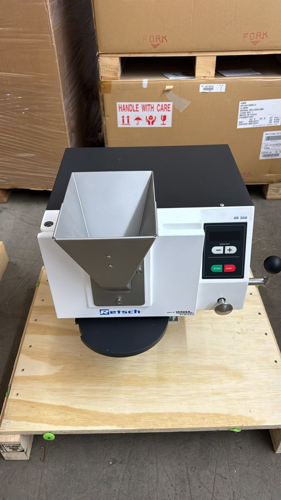 Retsch SR 300 Rotor Beater Mill – 20.752.0002 - Image 2