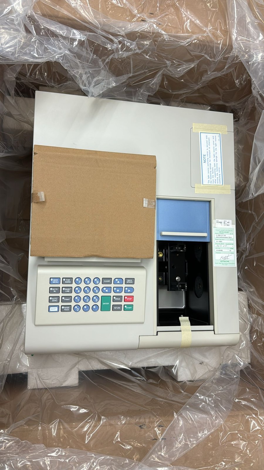 Hitachi U-2900 UV-VIS Spectrophotometer – 2J1-0003 - Image 2