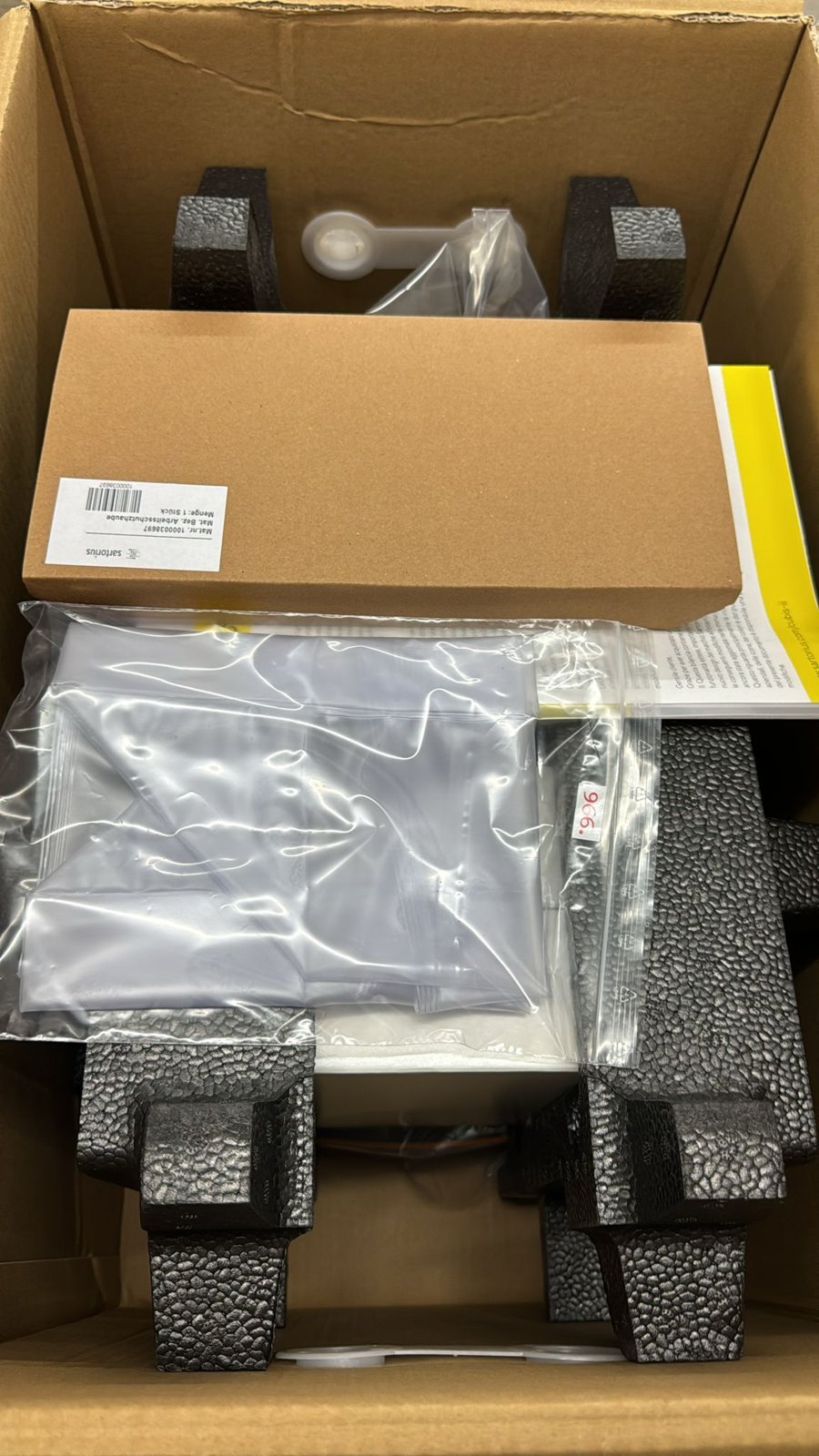 Sartorius Cubis MCA2203S-2S-E Precision Balance 2200 g / 1 mg - Image 7