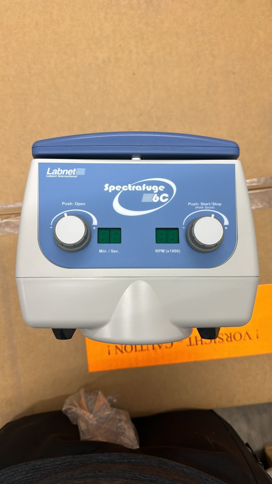 Labnet Spectrafuge 6C Compact Centrifuge