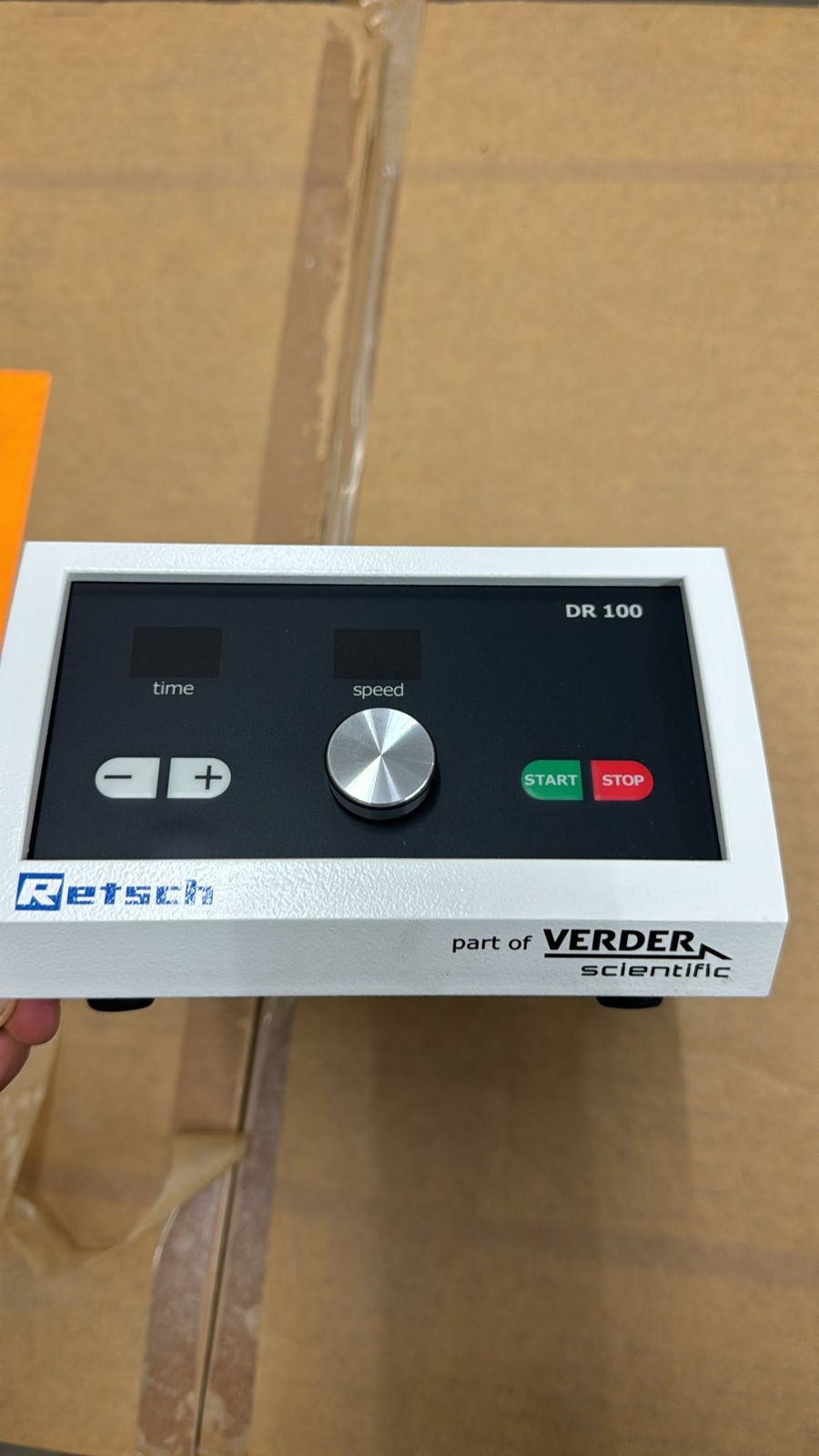 Retsch DR 100 Vibratory Feeder - Image 4