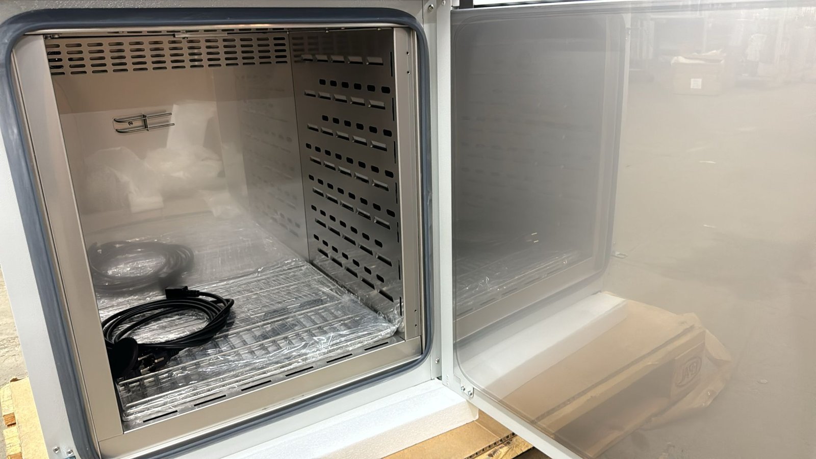 VWR DRY-Line 112 Prime Drying Oven - Image 3