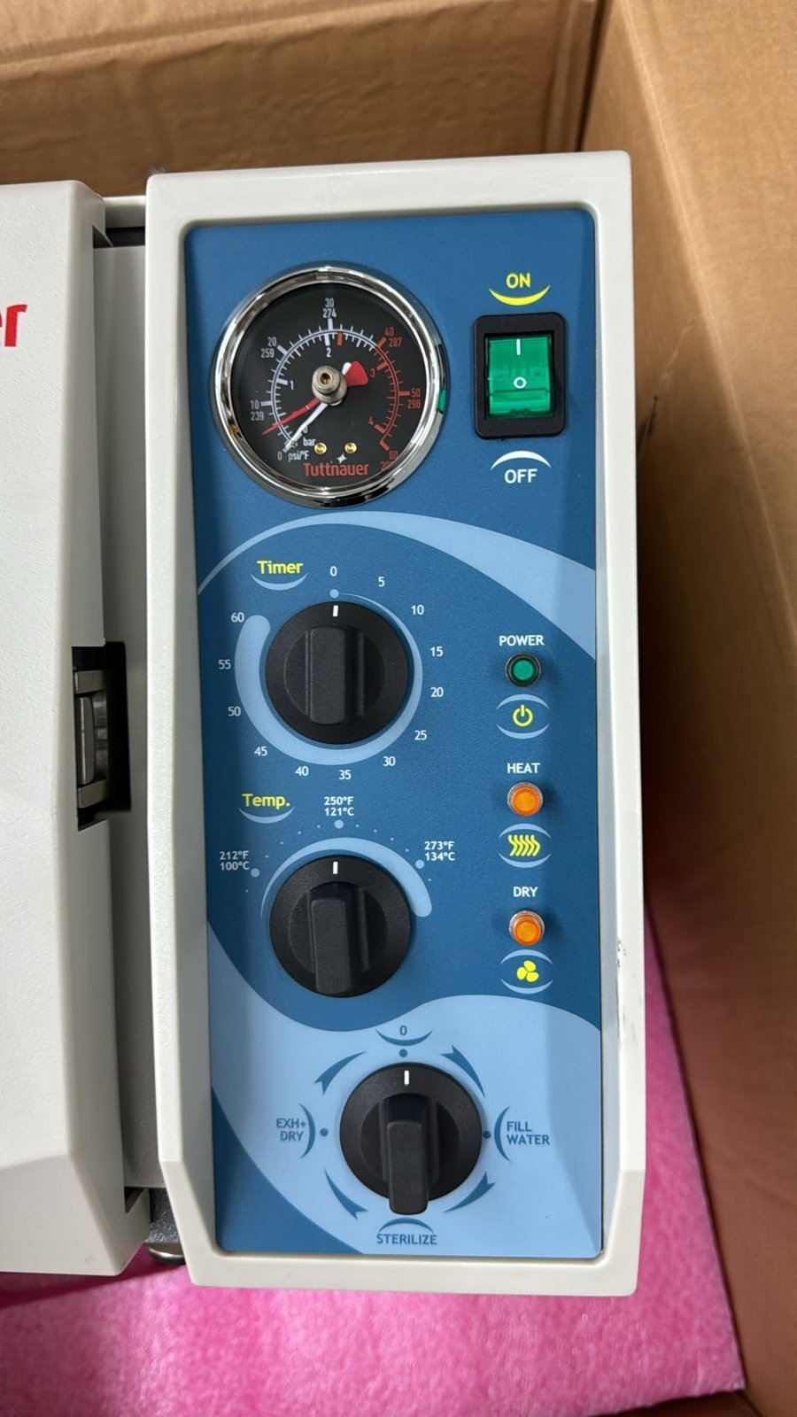 Tuttnauer 2540M Manual Autoclave Steam Sterilizer - Image 3