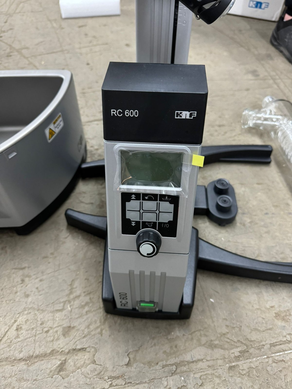 KNF RC 600 Laboratory Rotary Evaporator Heating Bath - Image 4