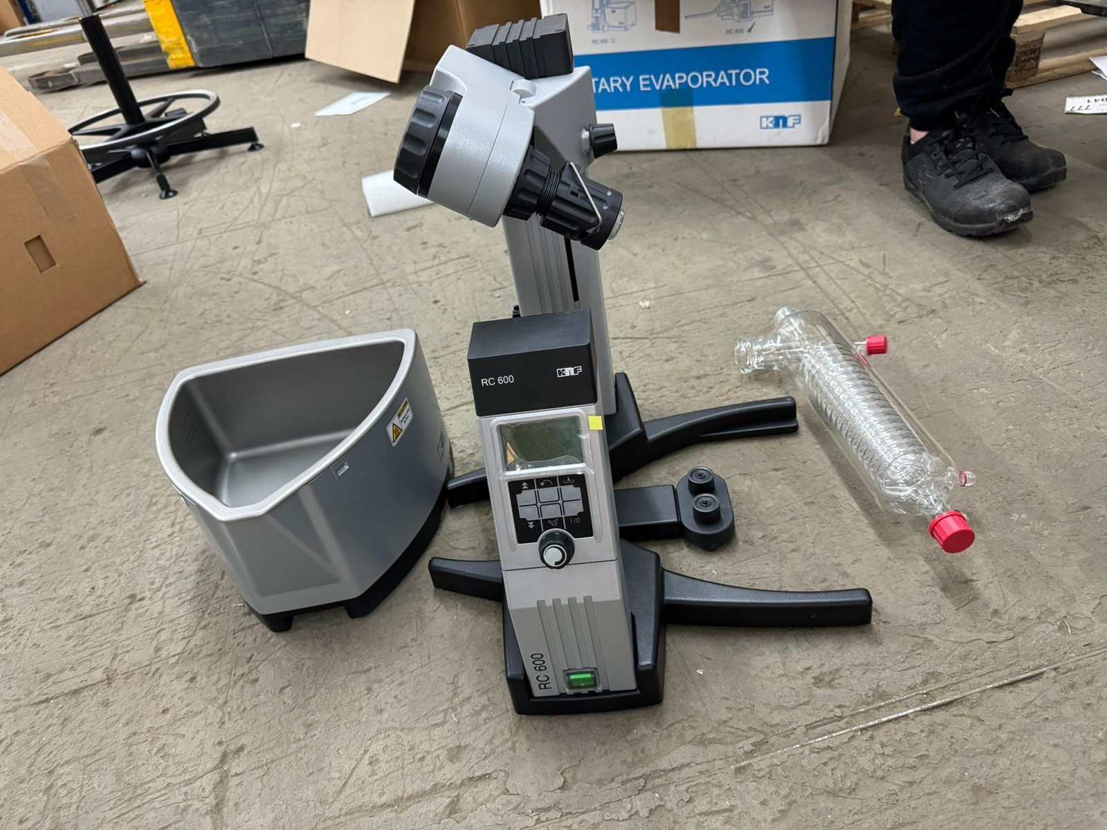 KNF RC 600 Laboratory Rotary Evaporator Heating Bath