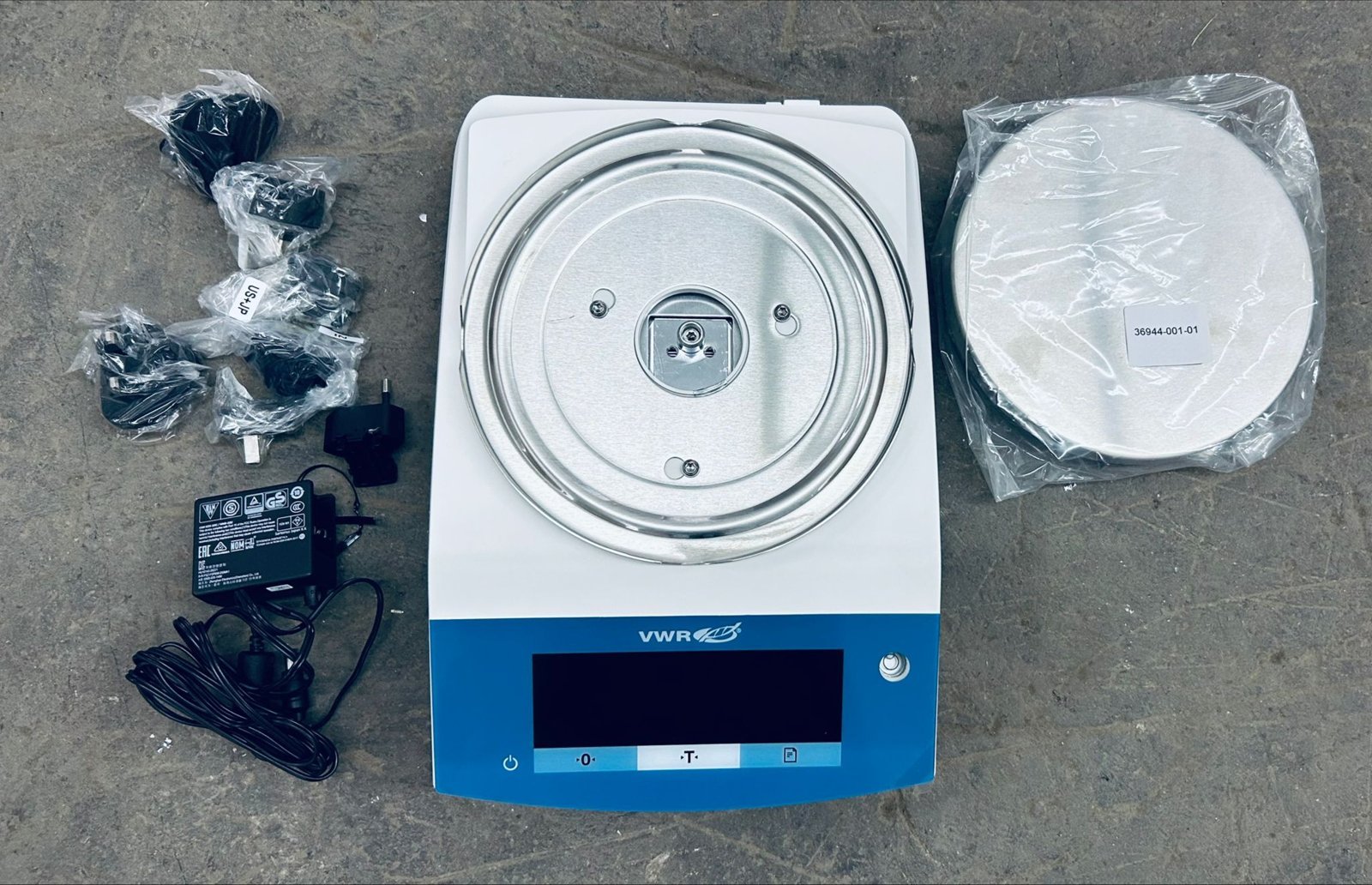 VWR PBP8202I-1S Premium Precision Balance 8200 g / 0.01 g